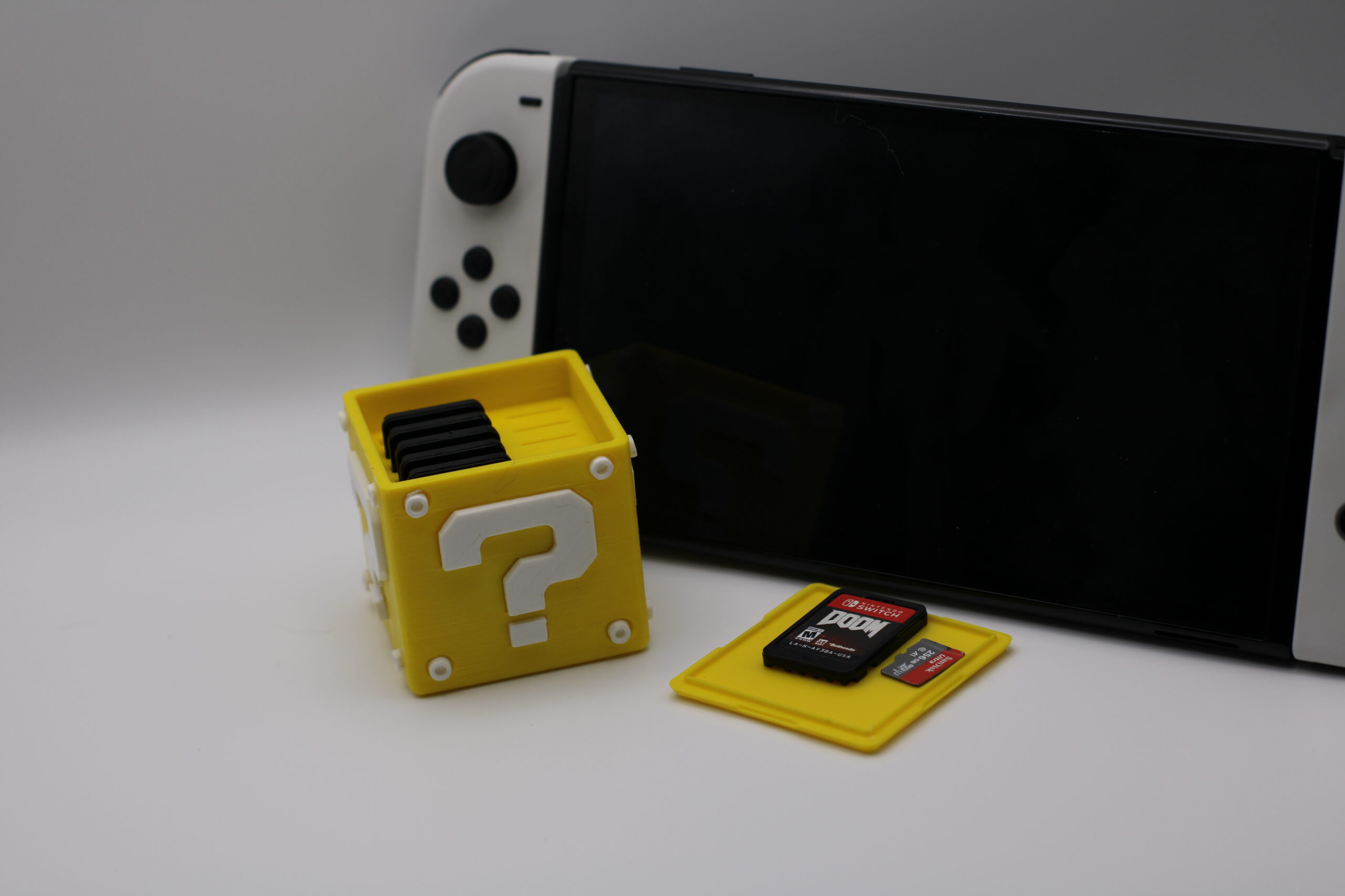 Nintendo Switch SD Card and Game Case Question block Holds 6 games 6 sd cards - Image 4