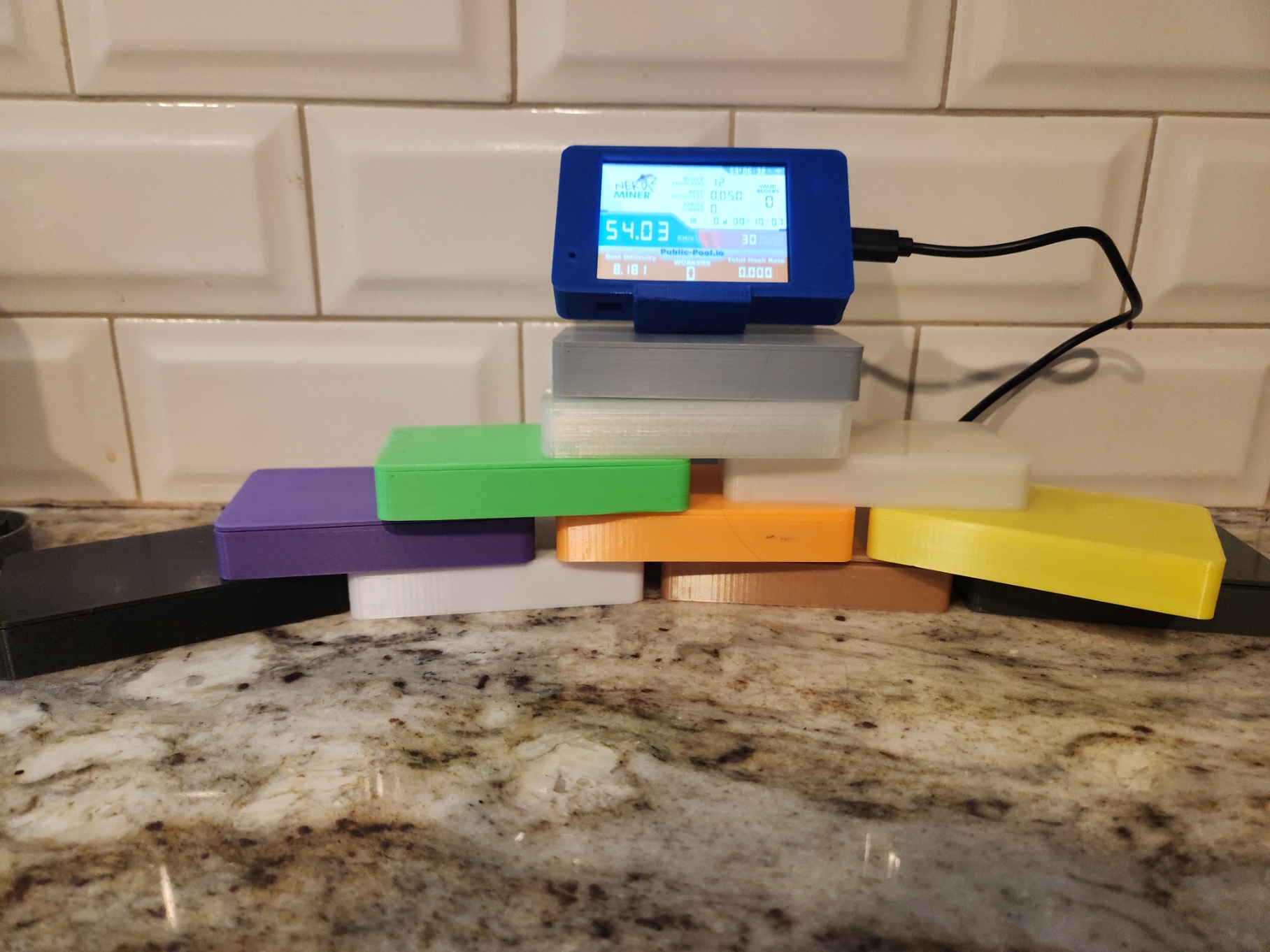 Bitcoin Lottery Nerdminer v2 - With Casing and display stand - Image 6
